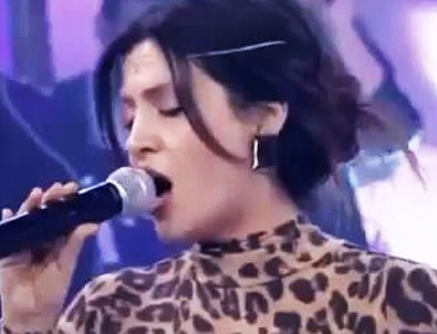 Tuğba Ekinci'den olay tweet