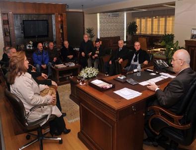 Yaşar’a 5 Bin Kişinin Desteğini Getirdiler