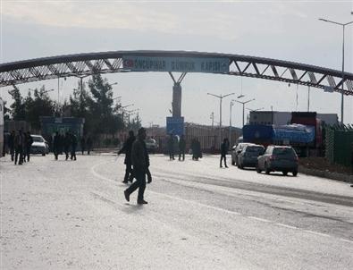 Ocak Ayında Öncüpınar'dan 49 Bin 714 Suriyeli Giriş-çıkış Yaptı