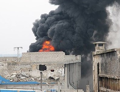 Suriye'de Türkmen köyleri bombalandı