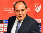 UEFA - Demirören‘den kritik UEFA açıklaması