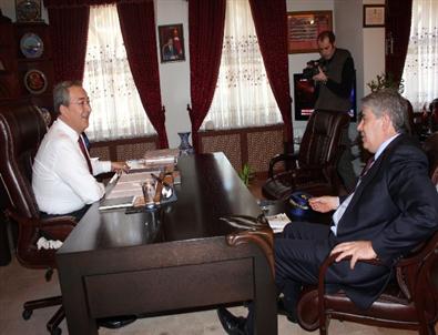 Milli Eğitim Müdürü Osman Şimşek’ten Nevşehir Belediye Başkanı Hasan Ünver’e Ziyaret