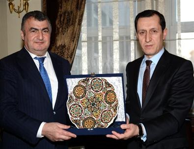 Başbakan Yardımcısı İşler’den Ahıska Türkleri’ne Destek