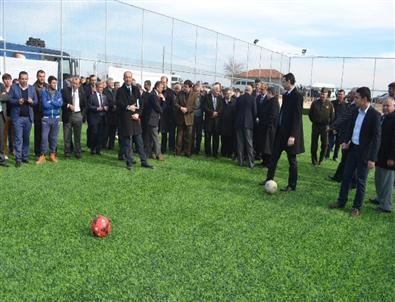 Körezli Gençler Halı Sahaya Kavuştu