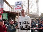 KANSER RİSKİ - Taş ve Mıcır Ocaklarını Kefenle Protesto Ettiler