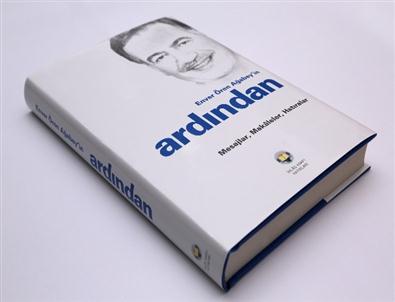 'Enver Abi' Sevgisi Kitaplaştı