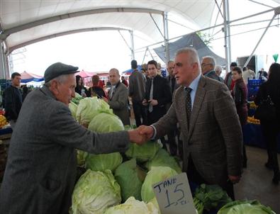 Uzunırmak Didim’de Pazar Yerini ve Esnafları Ziyaret Etti