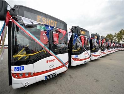 İzmir’de 30 Körüklü Otobüs Daha Yollarda
