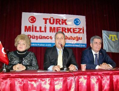 Eskişehir'de Türk Milli Merkezi Düşünce Topluluğu Konferansı
