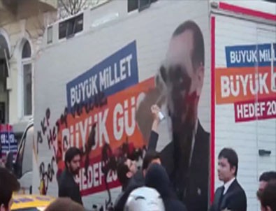 Beşiktaş'ta Başbakan Erdoğan'a ağır küfürler