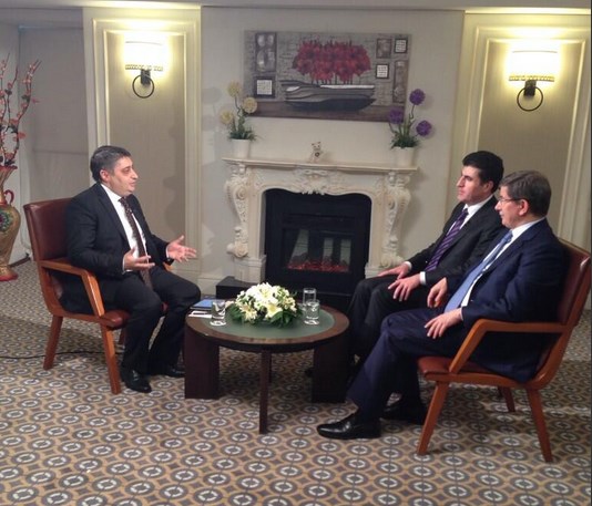 Barzani ve Davutoğlu'ndan yorgunluk kahvesi