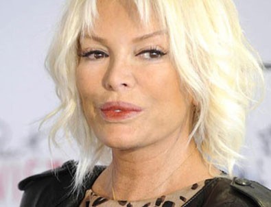 Ajda Pekkan’dan yalanlama