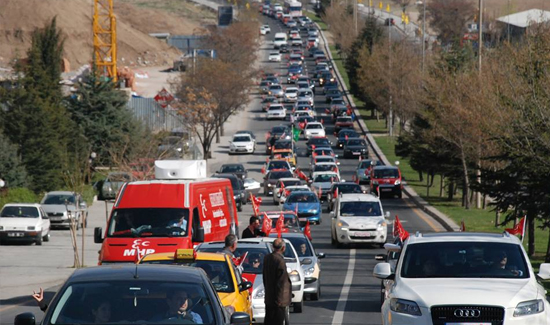 'Kutlugün Geliyor' Konvoyu Yenimahalle'ye Sığmadı