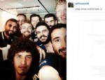 DIRK KUYT - Liderin 'selfie' pozu!