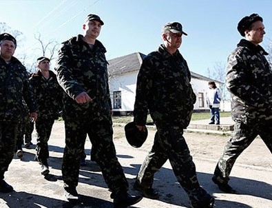Ukraynalı askerlerin yarısı Rusya'ya geçti