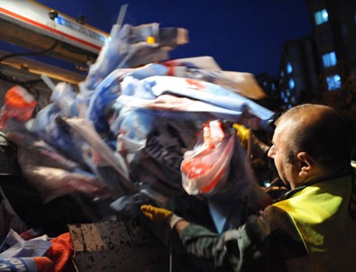 CHP'nin Ankara mitinginden geriye çöp yığını kaldı