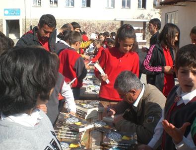 Manavgat'tan Gündoğmuş'a 350 Adet Kitap Bağışı