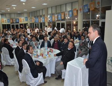 Gençlik ve Spor Bakanı Kılıç Akhisar'da