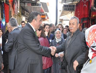 Savaş ve Acar Vatandaştan Oy İstedi