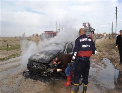 Seyir Halindeki Otomobil Alev Aldı
