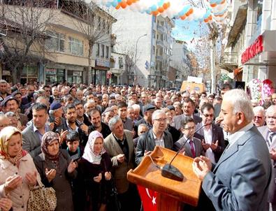Taşköprü'de Ak Parti Seçim Bürosu Açıldı