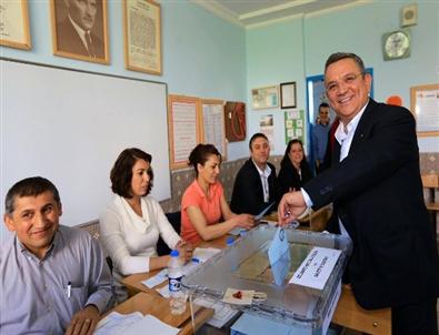 Kuşadası’nda Belediye Meclis Üyeliği Seçimi