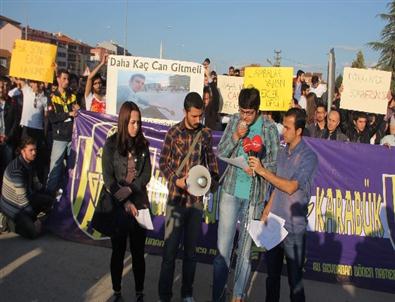 Ölen Arkadaşları İçin Yol Kapatarak Eylem Yaptılar