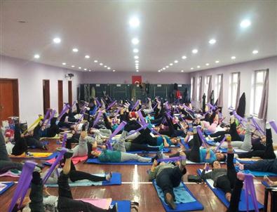 Amasyalı Kadınlardan Obeziteye Karşı Aeorobik Günü