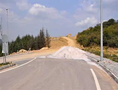 Büyükşehir Arızlı’ya Duble Yol Yapıyor