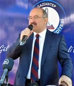 HÜSEYİN ÇELİK - Çelik, Açılışını Yaptığı Camide Cuma Namazını Kıldı