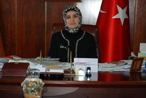 İlk başörtülü rektörden ilk açıklamalar