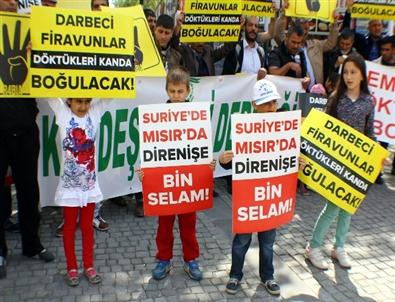 Mısır’daki İdamlar Edremit’te Protesto Edildi