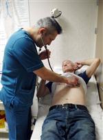 LOKMAN HEKIM - Ambulans Şoförü Kalp Krizi Geçiren Hastayı Taşırken Kalp Krizi Geçirdi