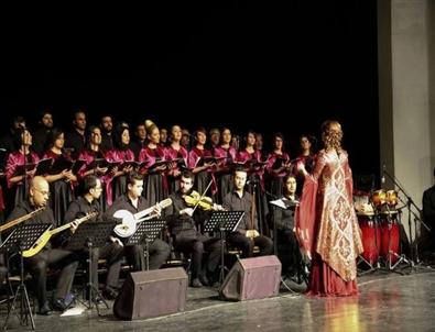 'Bu Toprağın Türküleri ' Konseri Sanatseverlerle Buluştu