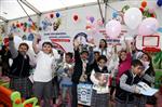 ROBOTLAR - Şahinbey Belediyesi Standında Çocuklar Doyasıya Eğleniyor