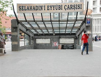 Selahattin Eyubbi Çarşı Esnafı Tapusuzluktan Şikayetçi