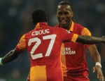 STRASBOURG - Drogba'lı eşek şakası!