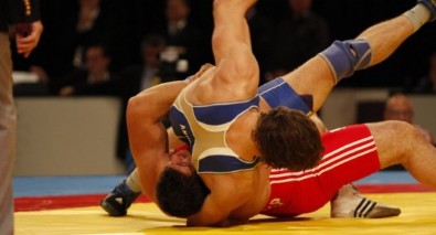 Milli Güreşçi Servet Coşkun gümüş madalya kazandı