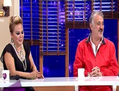 Saba Tümer'le Bu Gece - Safiye Soyman, Faik Öztürk'ün korkularını anlatırsa...