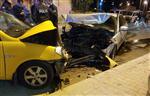 MUSTAFA OKUR - (özel Haber) Yaralı Sürücü Kendi Durumunu Unutup Parasını Düşündü