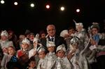 KUKLA TİYATROSU - Vali Tuna, Bosnalı Çocukların Sünnet Törenine Katıldı