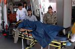 YARALI ASKER - Askeri Araçtan Düşen Asker Yaralandı