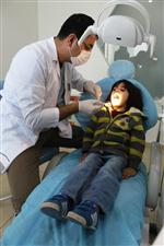 DİŞ FIRÇALAMA - Dünya Diş Polikliniğinden Çocuklara 23 Nisan Hediyesi