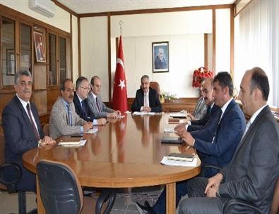 Vali, Akkaya Barajı İle İlgili Açıklamalarda Bulundu