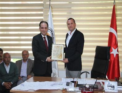 Ak Parti İl Başkanı Baybatur Köprübaşı'nda