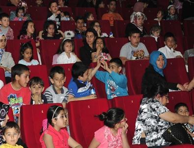 Karaman'da Çocuklar Sinema Etkinliğinde Buluştu