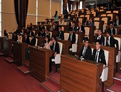 Başkan Gümrükçüoğlu Öğrenci Meclis Başkanlarını Ağırladı