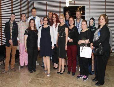 Türkiye'de 2 Kadından Biri Obez