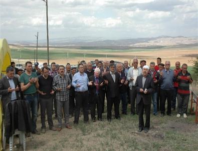 Çiçekdağı Köylüleri Yağmur Duasına Çıktı