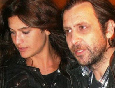 Evlilik haberini yalanladı